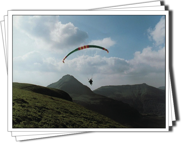 crbst_puy_20mary_20parapentes_copy